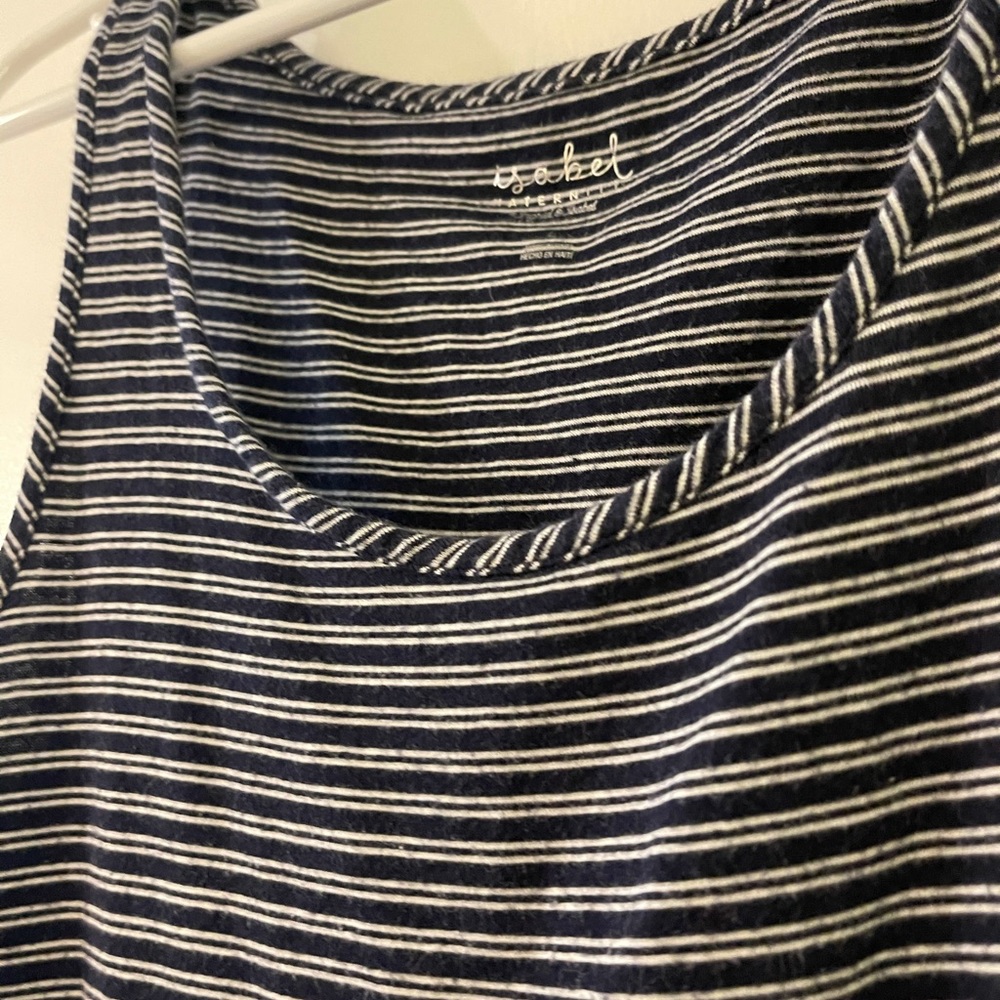Woman’s maternity tank